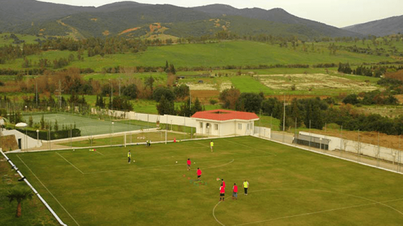 الأندية الجزائرية “تحج” إلى حمام بورقيبة!