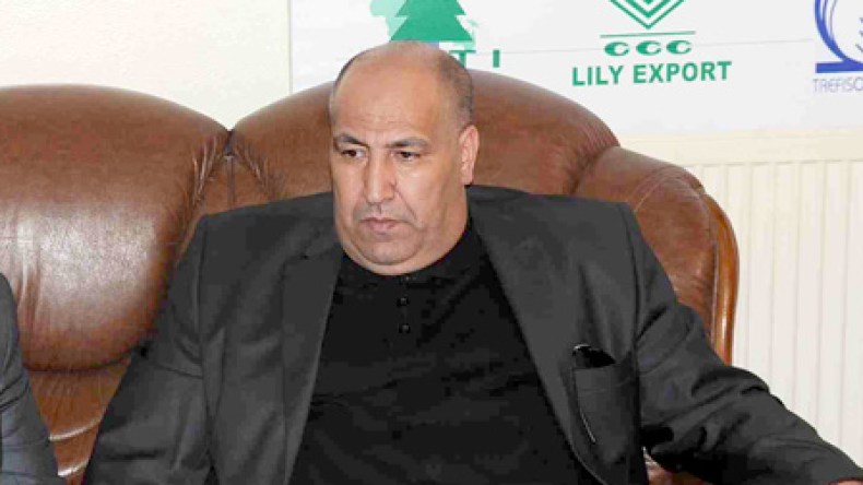 حمّار: على سرار ارجاع التقارير المالية و بلعياط أولى بشراء الفريق