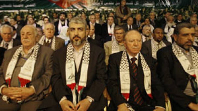 فلسطينيون لم يحصلوا على رواتبهم للمرة الاولى منذ 2007 بسبب المصالحة