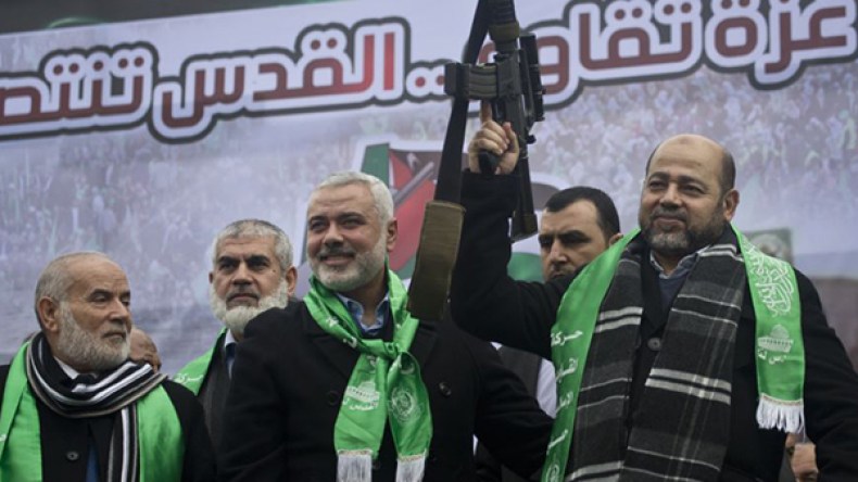 مصر تستقبل قادة حماس.. تقارب أم تحذير ؟