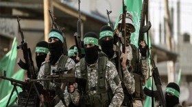 هل تكرِّر حماس أنموذجَ حزب الله؟