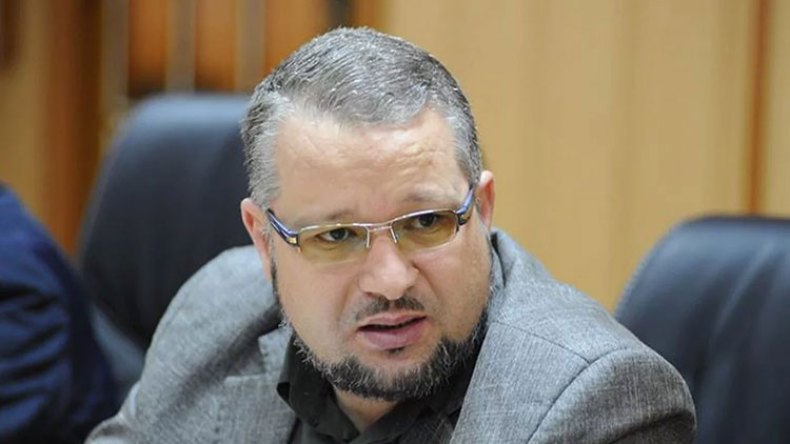 نفضل المزيد من التريث بشأن لجنة كريم يونس