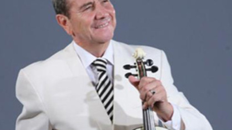 ثورة‭ ‬‮”‬الياسمين‮”‬‭ ‬تجمع‭ ‬حمدي‭ ‬بناني‭ ‬وزياد‭ ‬غرسة‭ ‬