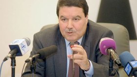 أخطأ أويحيى وأصاب هامل!