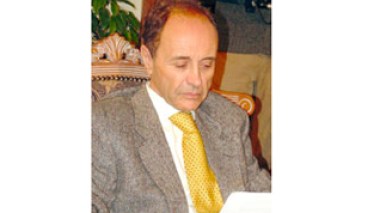 Algerian PM orders â€œFrance Bankâ€ to abide by Algerian laws and regulations.