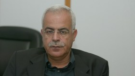 وزير الاتصال يدعو لمحاربة العنف بحزم.. والإسراع في سن قوانين لاحتواء الظاهرة