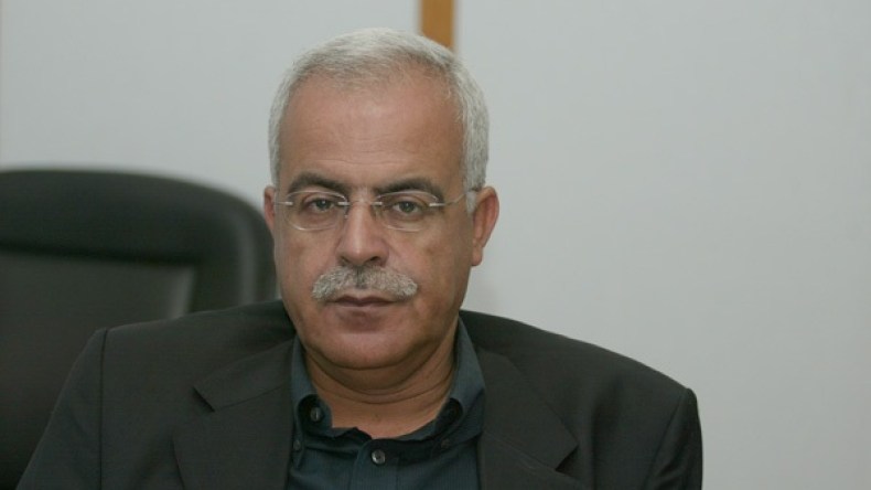 وزير الاتصال يدعو لمحاربة العنف بحزم.. والإسراع في سن قوانين لاحتواء الظاهرة