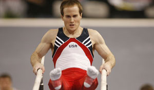 Olympic all round champion Hamm breaks hand