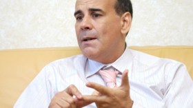 مهند يتحصل على الجنسية الجزائرية