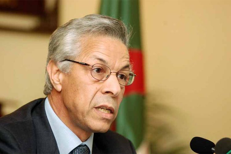 Hamrouche annonce qu’il ne sera pas candidat aux élections présidentielles