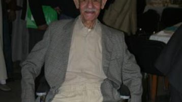 محمود حمروش فارقنا