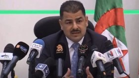 موقف الرئيس تبون أخلط أوراق المطبعين مع الصهاينة