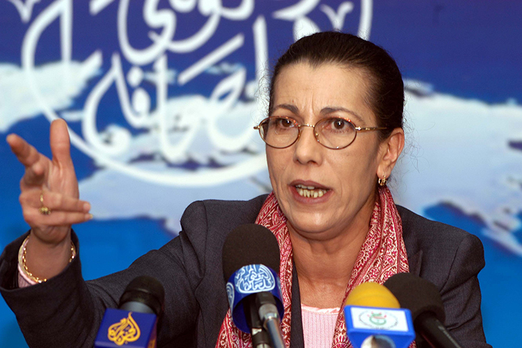 Hanoune s’en prend au patronat et critique Sellal