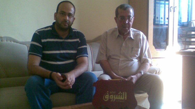 عباس يقود الهبوط السياسي وحماس تمارس القمع
