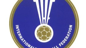 الاتحاد الدولي يطلب من الجزائر تحديد موعد إجراء البطولة