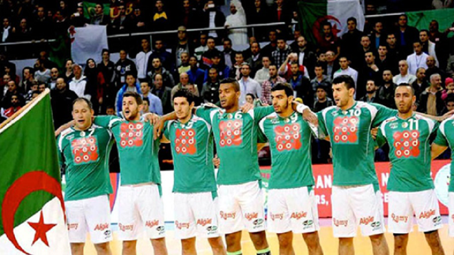 المنتخب الوطني لكرة اليد يطير إلى الغابون للمشاركة في البطولة الإفريقية
