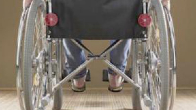 منحة بـ 8 آلاف دينار للمعاقين وتخفيضات لصالحهم في الإيجار