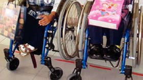 استياء لدى المعوقين بسبب الخصم من منحتهم