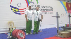 أبطال عالم جزائريون مُنعوا من المشاركة وعوضوا بالمرافقين والسكرتيرات