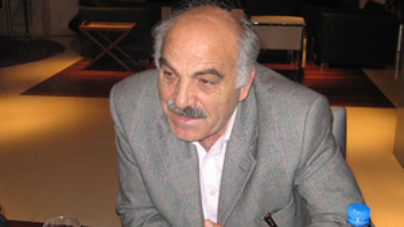 “أنا عائد قريبا إلى غزة في انتفاضة سفن لفك الحصار”