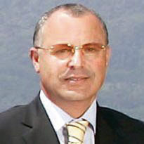 VP of the EFF Hani Abou Rida exclusively to Echorouk: â€œI support the Qatari initiative of reconciliation between Zaher and Raouraouaâ€