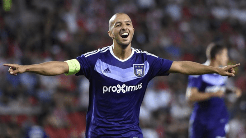 سفيان هني: سنذهب إلى مانشستر لجلب التأهل ولا نفكر في الإقصاء