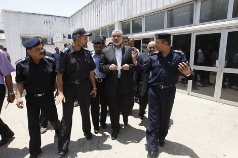 Le Premier ministre du Hamas, Ismaël Haniyeh, en visite en Égypte