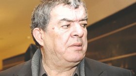 حناشي يعقد اجتماعا طارئا مع زافور.. ويصر على نقاش