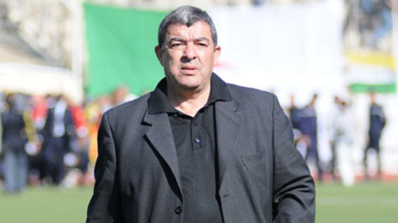 حناشي يجتمع بآيت جودي ويرفض ضبط قائمة المسرحين مبكرا