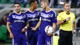 أول فوز معنوي لهني وفريقه أندرلخت