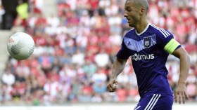 “القائد” هني احتياطي لأول مرة