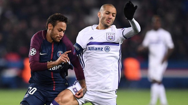 هني يسجل في مرمى البايرن