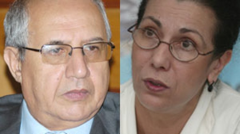 حنون تتهم زياري بتجميد أجور نواب حزب العمال