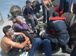 Deux candidats à l’émigration clandestine découverts dans un conteneur au port d’Annaba