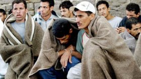 حرّاقة يحتمون بمساجد إسبانيا ويلجأون للتسوّل لتأمين قوت يومهم