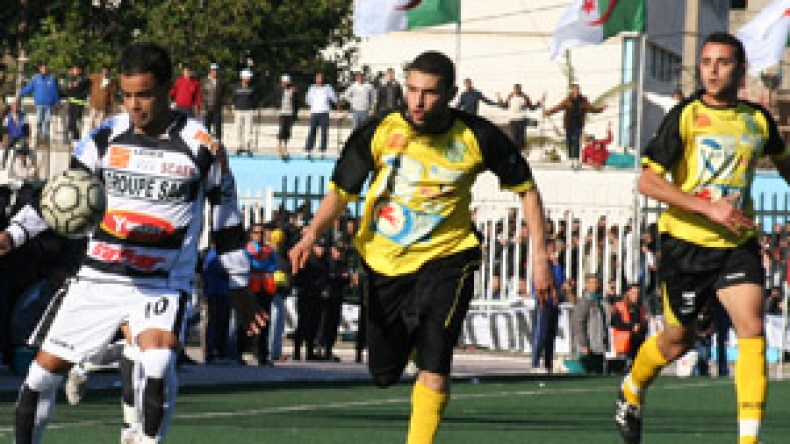 اتحاد  الحراش : انسحاب  شارف  مجرد  إشاعة  والتشكيلة  مكتملة
