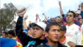 شريط الفيديو قديم ولا سحب في سماء الخرطوم قبل المباراة