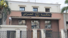 مقاضاة مدير إكمالية متهم بتزوير شهادة انتقال تلميذ