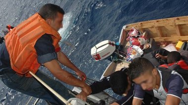 97 Harraga algériens interceptés en Espagne