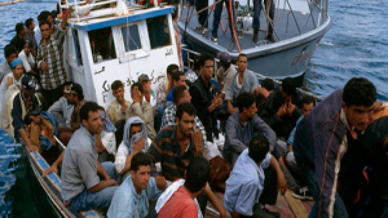 قرابة  300  عائلة  في  دوامة  البحث  عن  أبنائها  المفقودين  بتونس  .. ايطاليا  واسبانيا