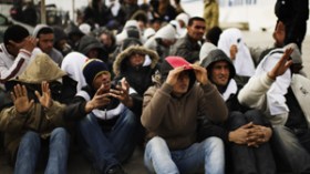 جزائريون يقتاتون من “الدلالة” وسوق “الشيفون” بإيطاليا