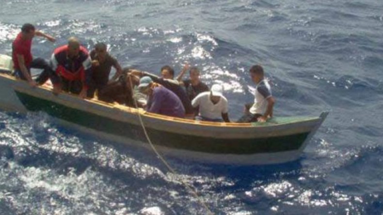 ترحيل 10 “حراڤة” من إسبانيا إلى وهران