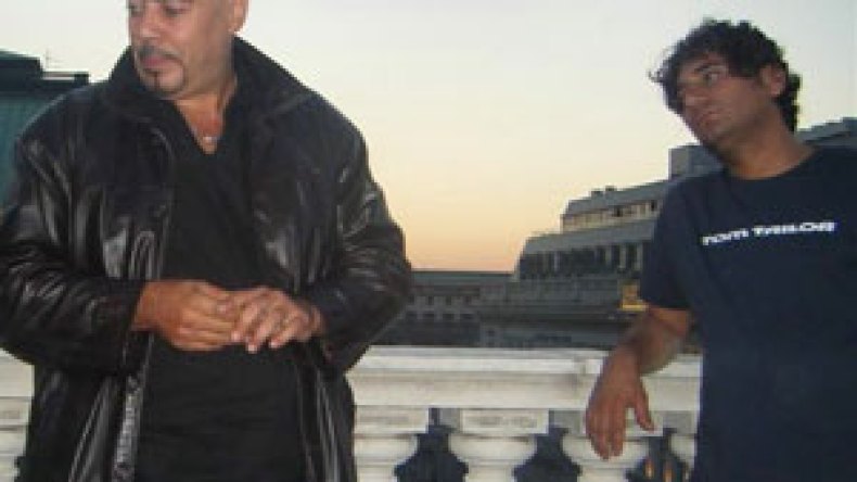 مافيا  ” عبد  الباسط  بن  خليفة ”  تطارد  ” فرح  بسيسو ”  في  النمسا