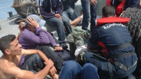 حركة تمرد وعصيان للمعتقلين الجزائريين والأفارقة بمركز حجز “الحراقة” بغاليريو بإيطاليا