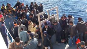 يريدون الهرب منكم!