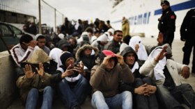 تمرد وفرار جماعي لجزائريين من مركز حجز الحراقة بتورينو