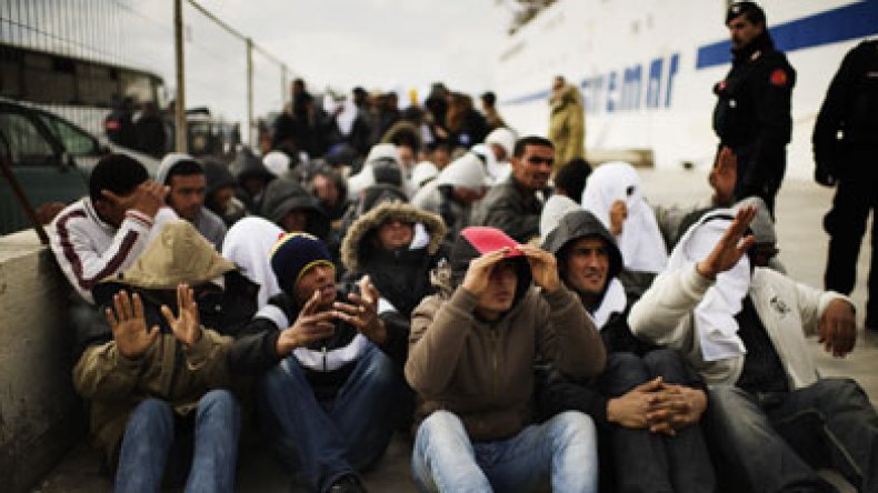 تمرد وفرار جماعي لجزائريين من مركز حجز الحراقة بتورينو