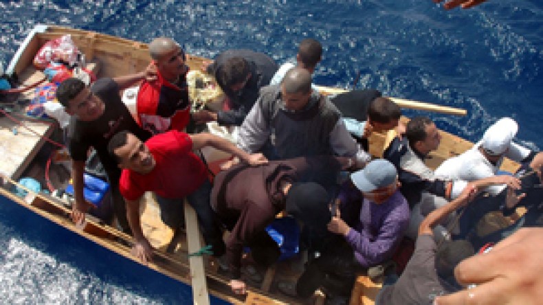 جمعت أموال الرحلة من المهنئين بالبكالوريا وكان زادي كيس حليب وحفنة تمر