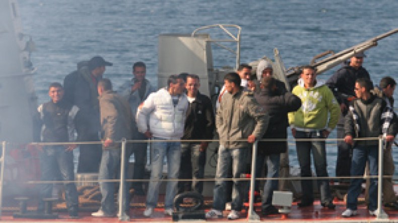 الحكومة الاسبانية تؤكد أن  “الحراڤة” الموقوفين بصحة جيدة