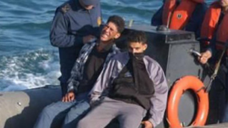 أمنستي تجرم مطاردة الحراڤة واحتجازهم